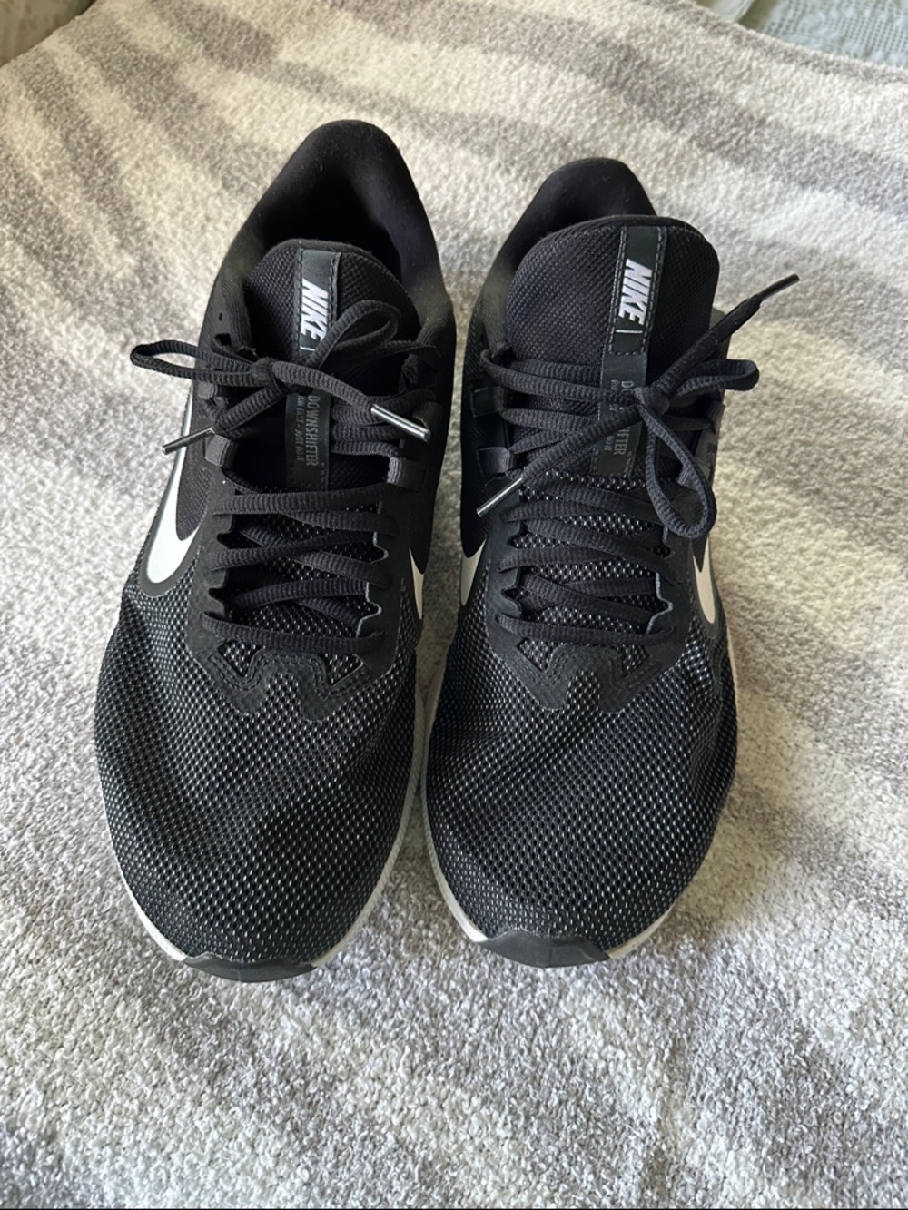 Nike Men’s Black and White Athletic Trainers